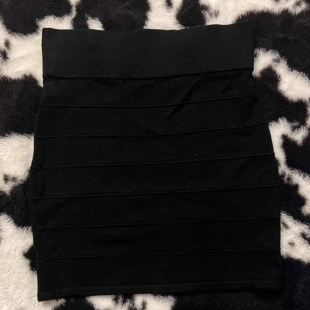 Black skirt